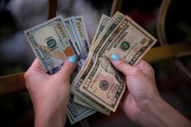 Banco Central: Remesas alcanzaron los US$8,675.1 millones a octubre del 2021