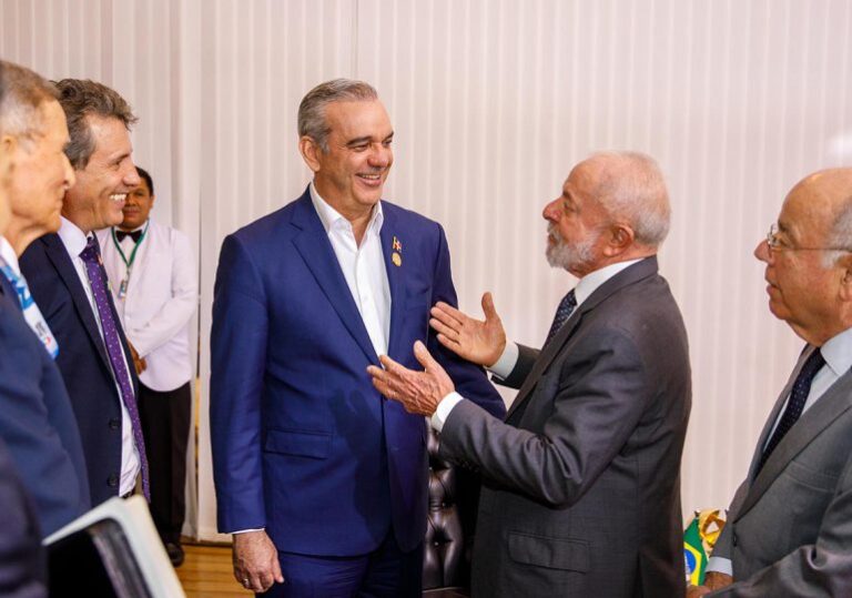 Abinader y Lula tratan de posibles nuevos acuerdos y abordan la crisis de Haití