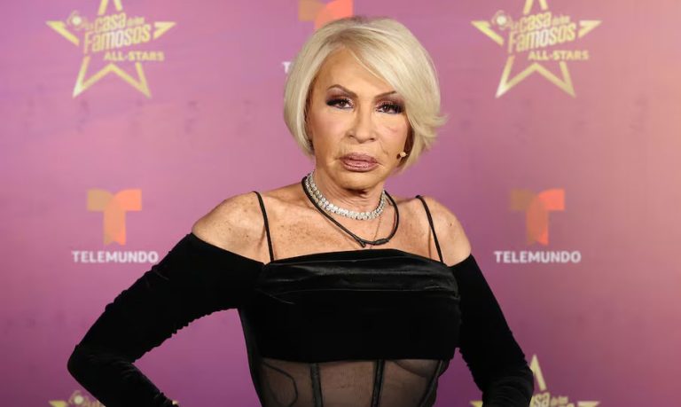 Laura Bozzo permanece intubada tras sufrir una úlcera gástrica